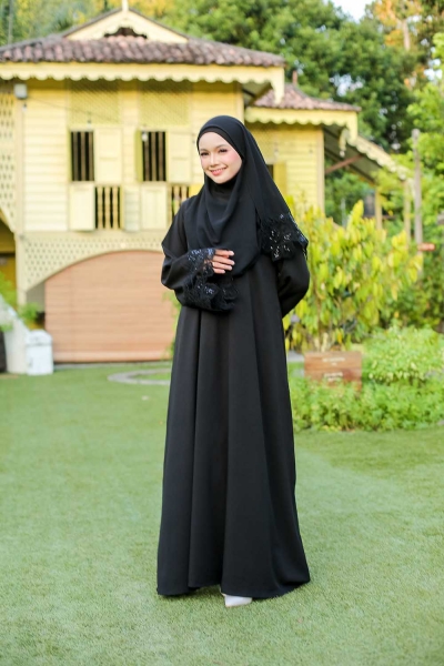 Kalista Abaya Black
